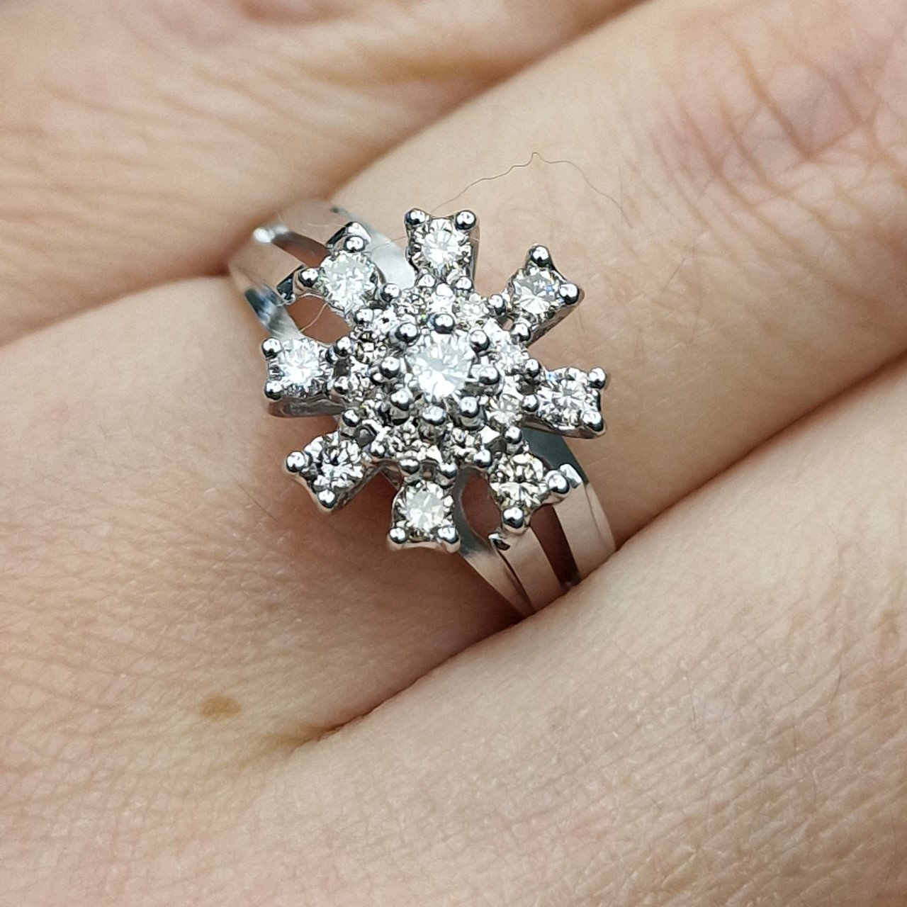 Кольцо Deimantas 104722692 17р 4,3гр 0,461ct. купить,NaN