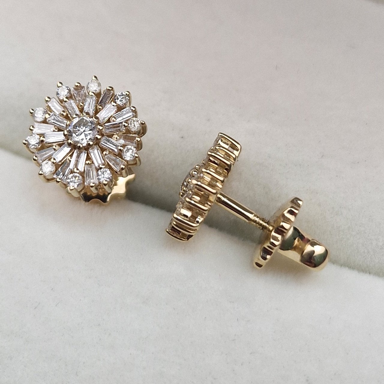 Серьги Deimantas 105021643 3,55гр 0,59ct. купить,NaN