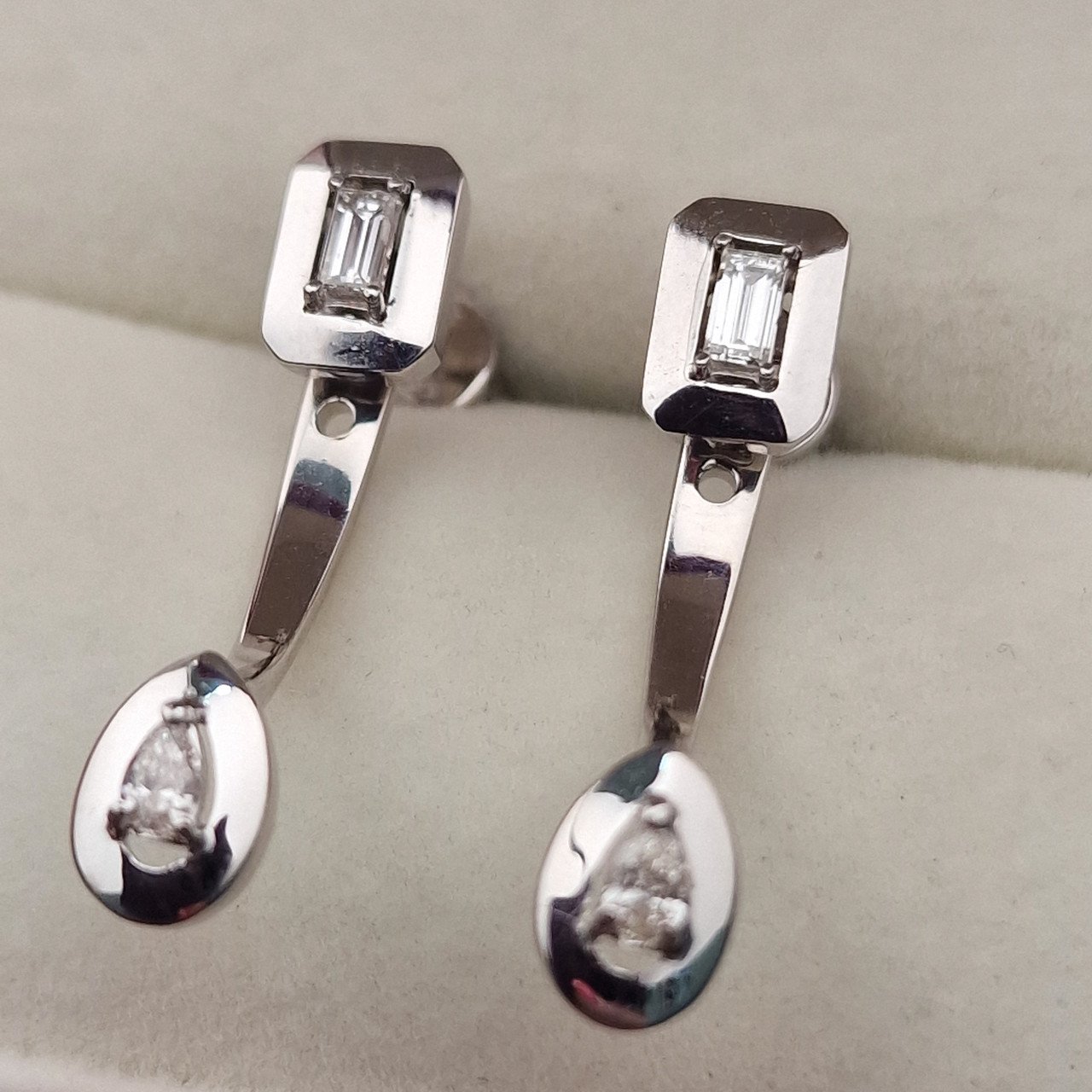Серьги Deimantas 105021661 4,41гр 0,31ct. купить,NaN