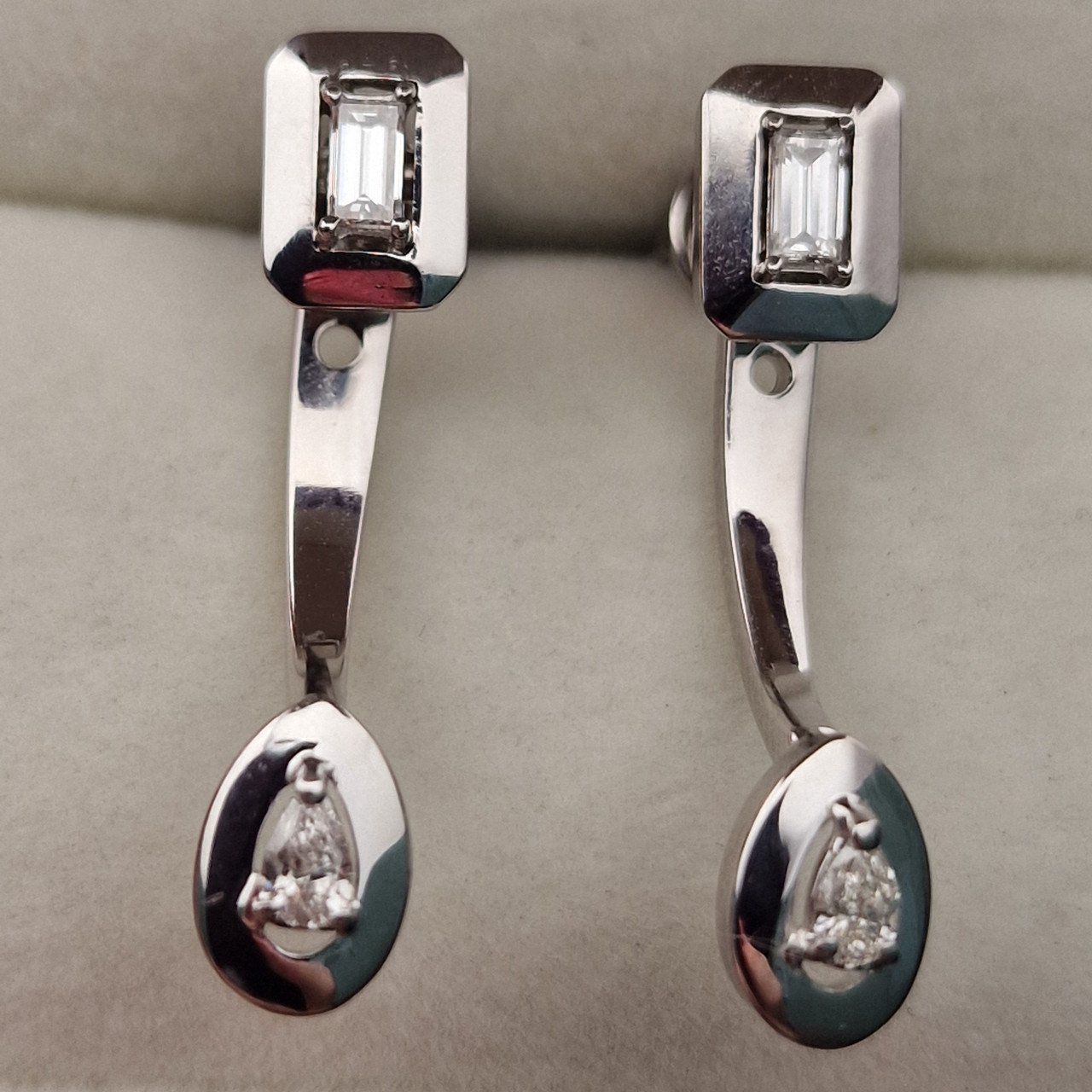 Серьги Deimantas 105021661 4,41гр 0,31ct. купить,NaN