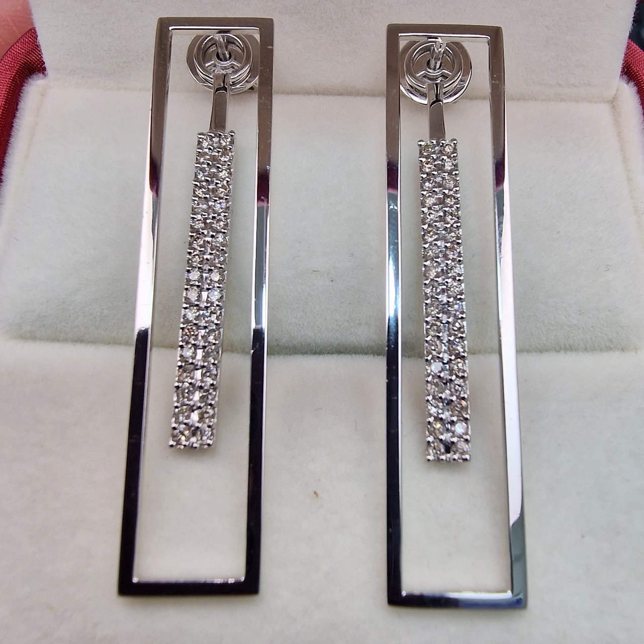 Серьги Deimantas 105021658 6,07гр 0,476ct. купить,NaN
