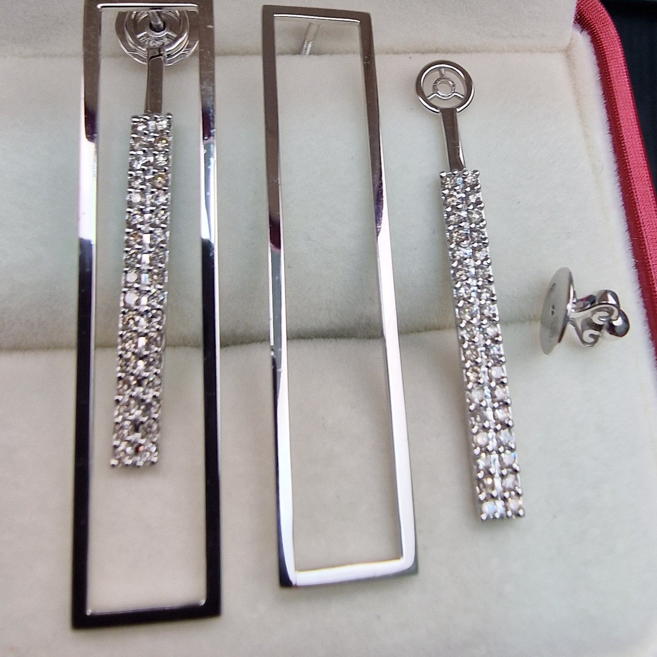 Серьги Deimantas 105021658 6,07гр 0,476ct. купить,NaN