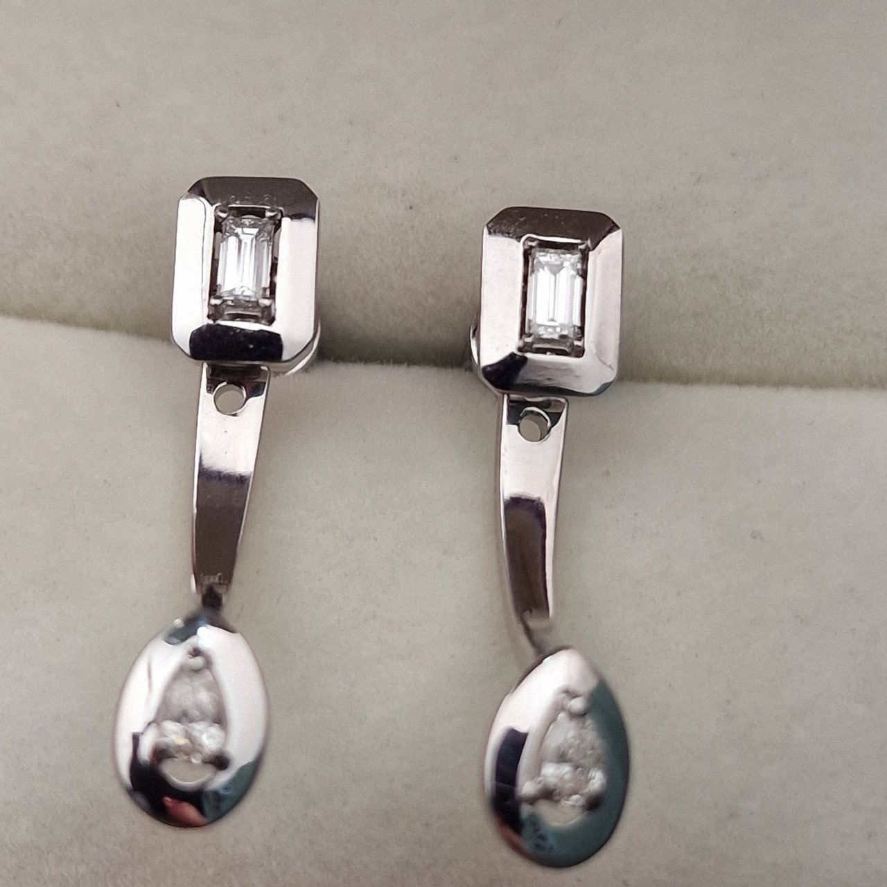 Серьги Deimantas 105021661 4,41гр 0,31ct. купить,NaN