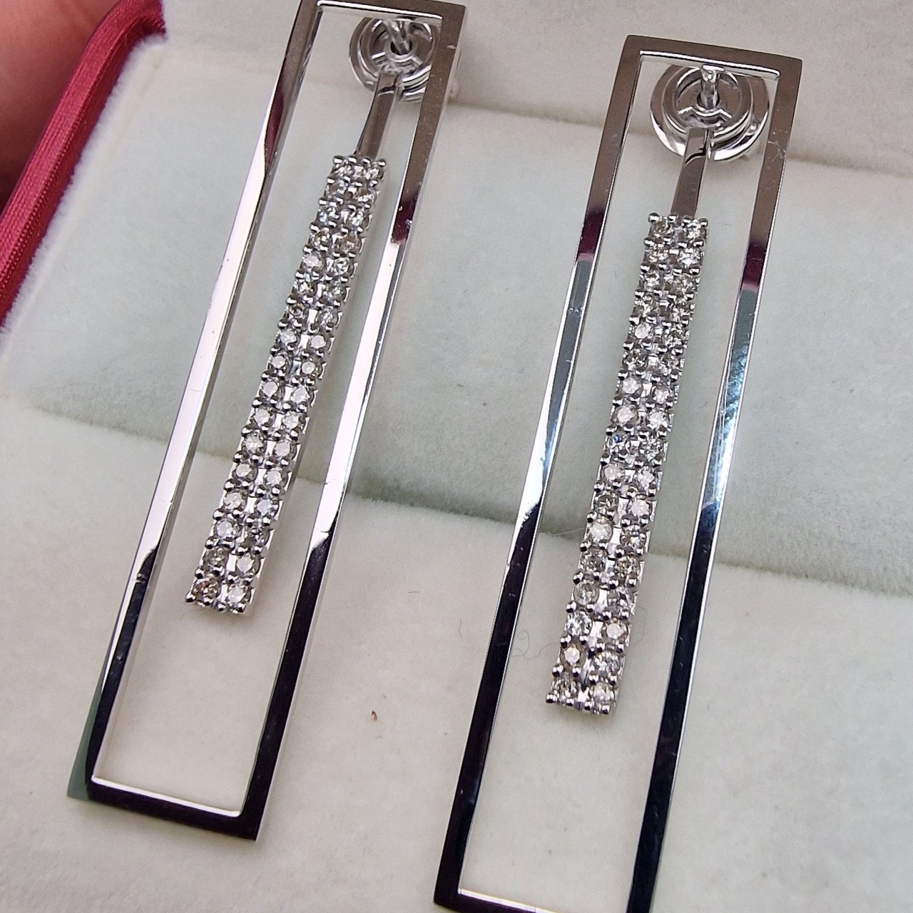 Серьги Deimantas 105021658 6,07гр 0,476ct. купить,NaN