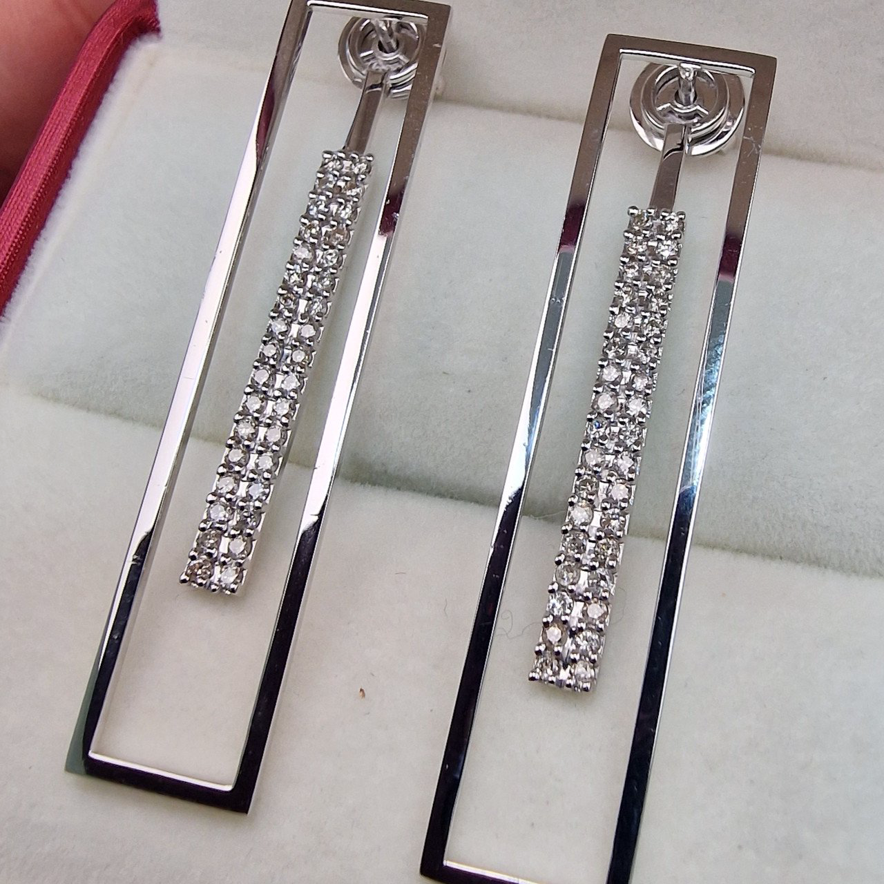 Серьги Deimantas 105021658 6,07гр 0,476ct. купить,NaN