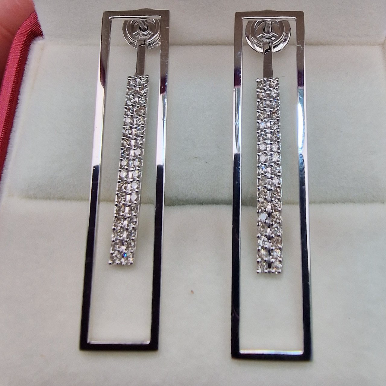 Серьги Deimantas 105021658 6,07гр 0,476ct. купить,NaN
