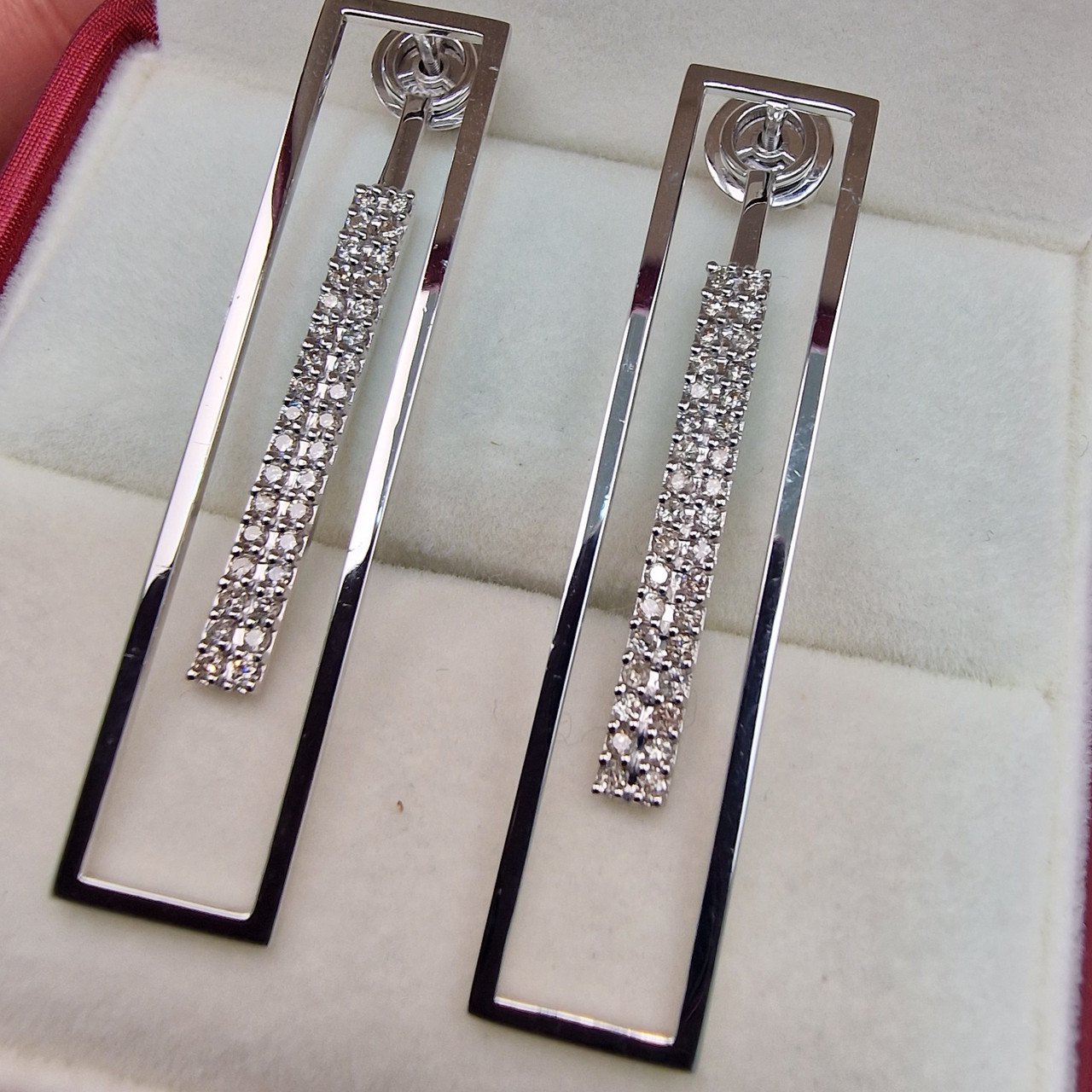 Серьги Deimantas 105021658 6,07гр 0,476ct. купить,NaN