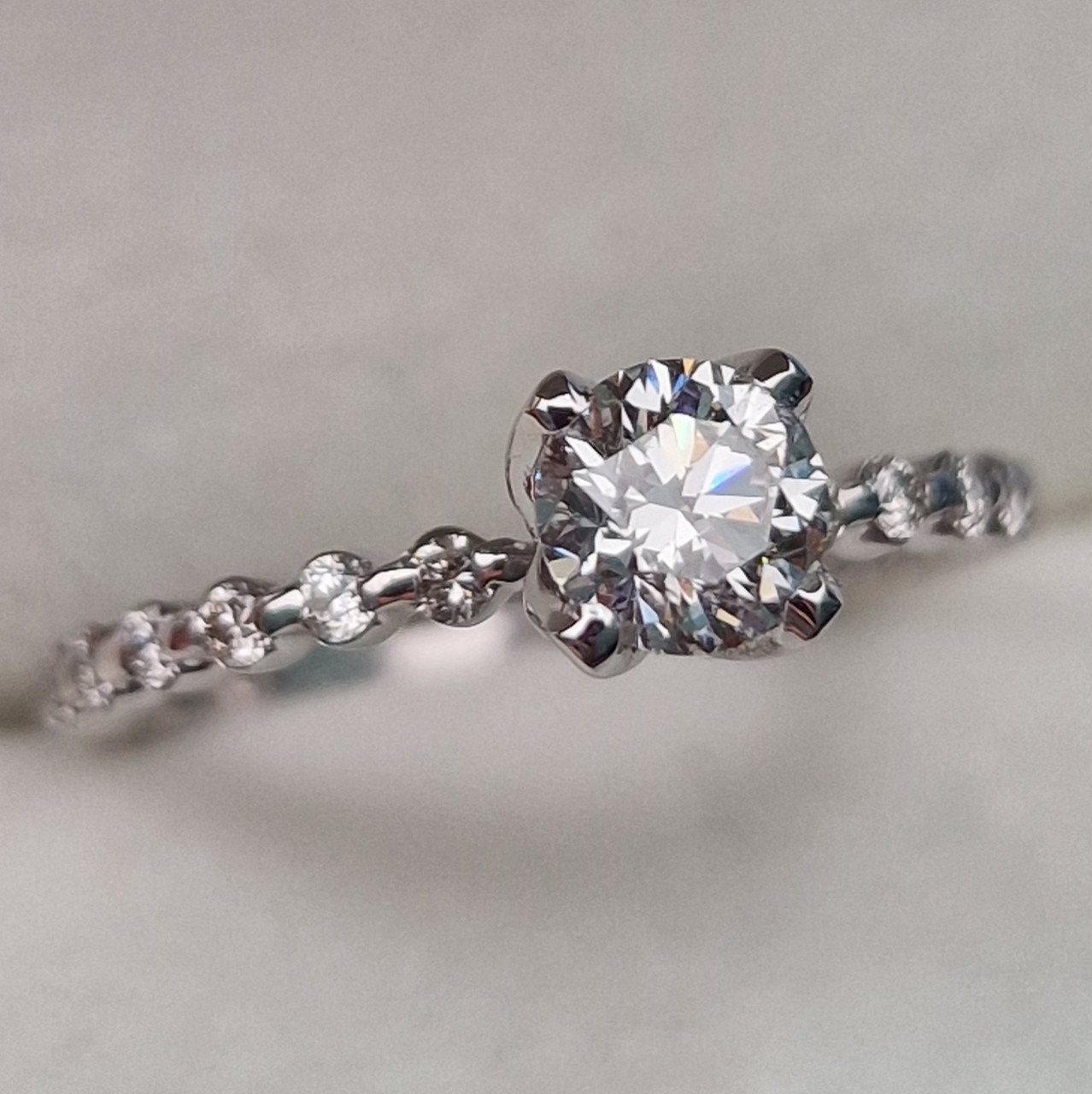 Кольцо Deimantas 103329495 17р 2,46гр 0,92ct. купить,NaN