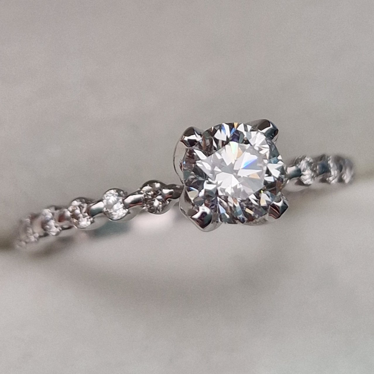 Кольцо Deimantas 103329495 17р 2,46гр 0,92ct. купить,NaN