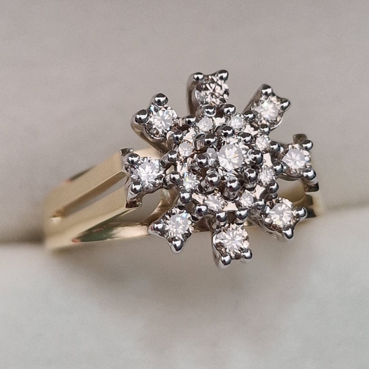 Кольцо Deimantas 104722878 17,5р 4,12гр 0,461ct. купить,NaN