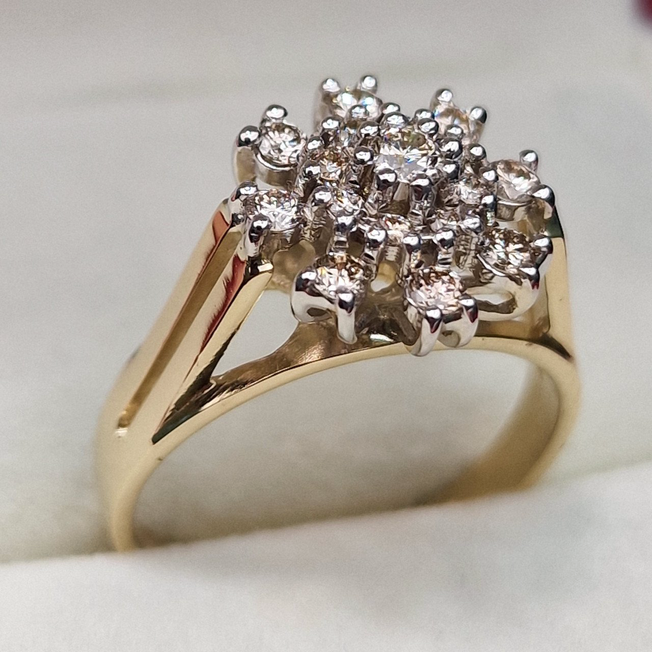 Кольцо Deimantas 104722878 17,5р 4,12гр 0,461ct. купить,NaN