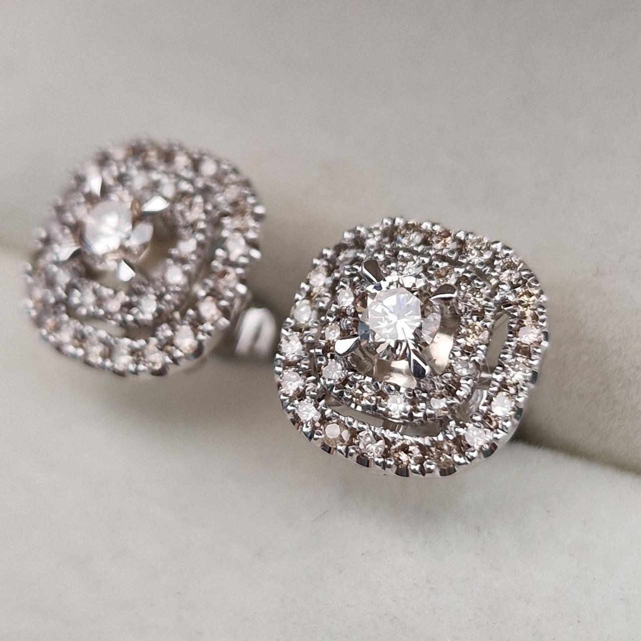 Серьги Deimantas 104731511 0,90ct. купить,NaN