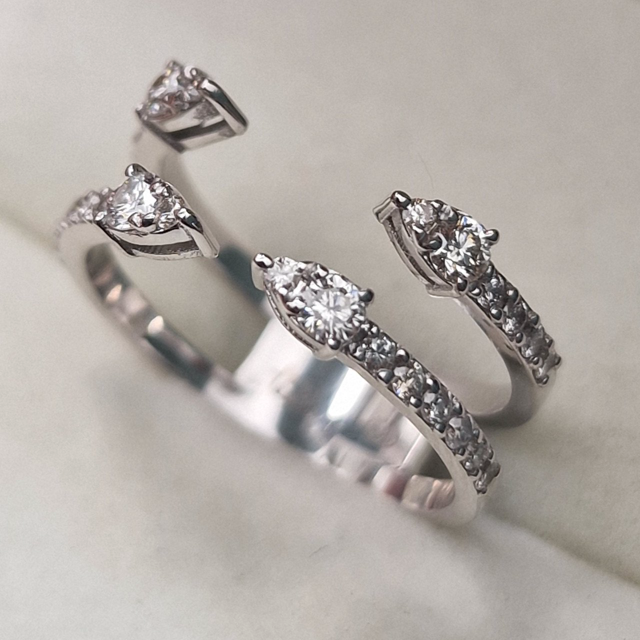 Кольцо Deimantas 105021732 17р 3,2гр 0,52ct. купить,NaN