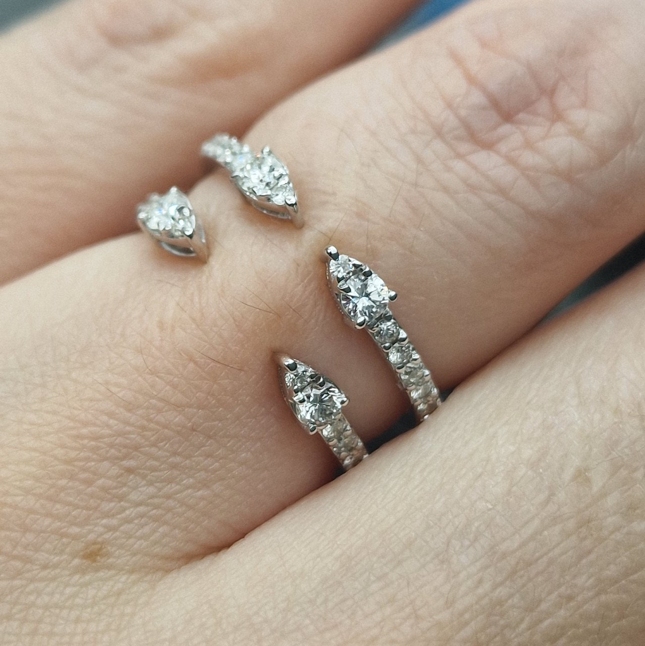 Кольцо Deimantas 105021732 17р 3,2гр 0,52ct. купить,NaN