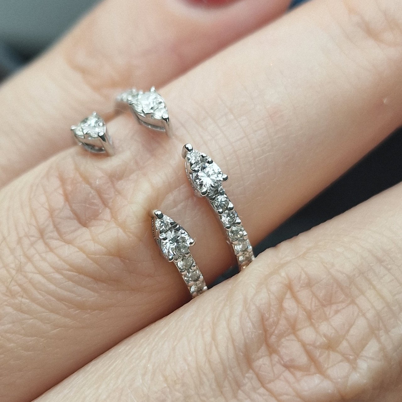 Кольцо Deimantas 105021732 17р 3,2гр 0,52ct. купить,NaN