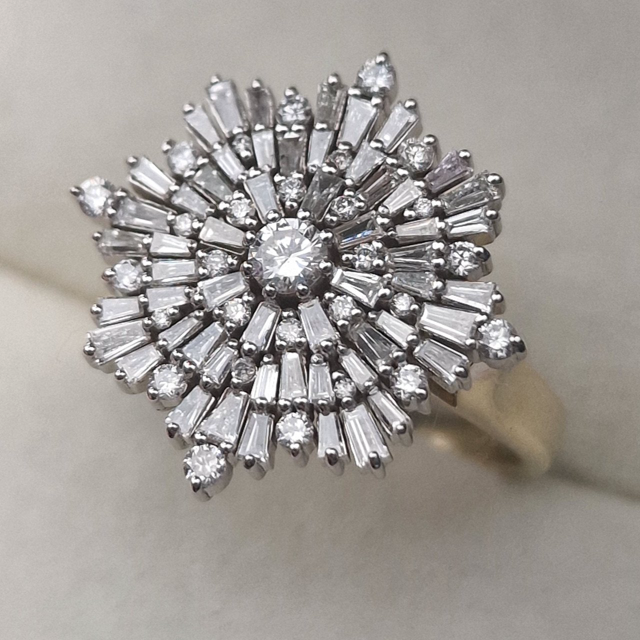 Кольцо Deimantas 105021743 17р 6,03гр 0,98ct. купить,NaN