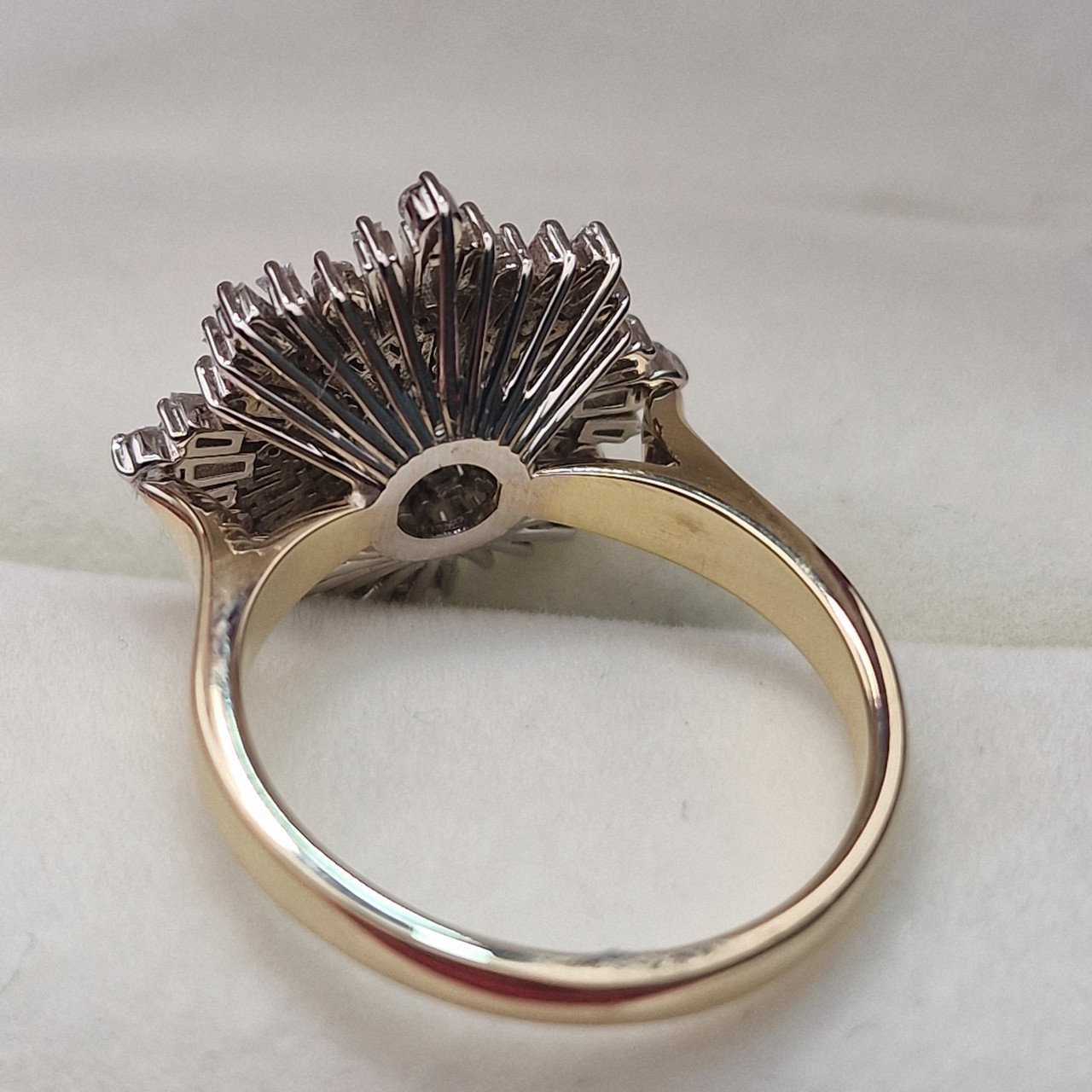 Кольцо Deimantas 105021743 17р 6,03гр 0,98ct. купить,NaN