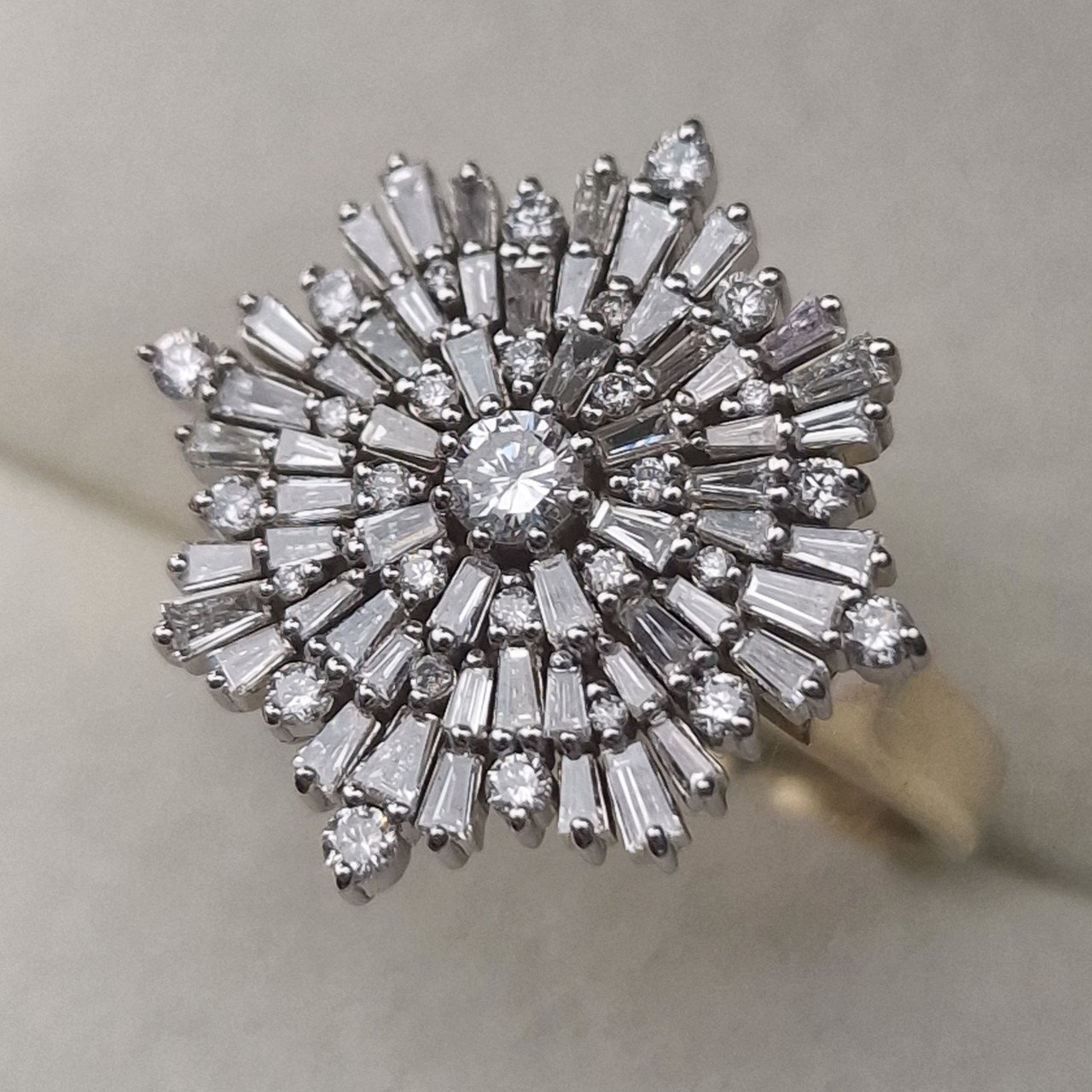 Кольцо Deimantas 105021743 17р 6,03гр 0,98ct. купить,NaN