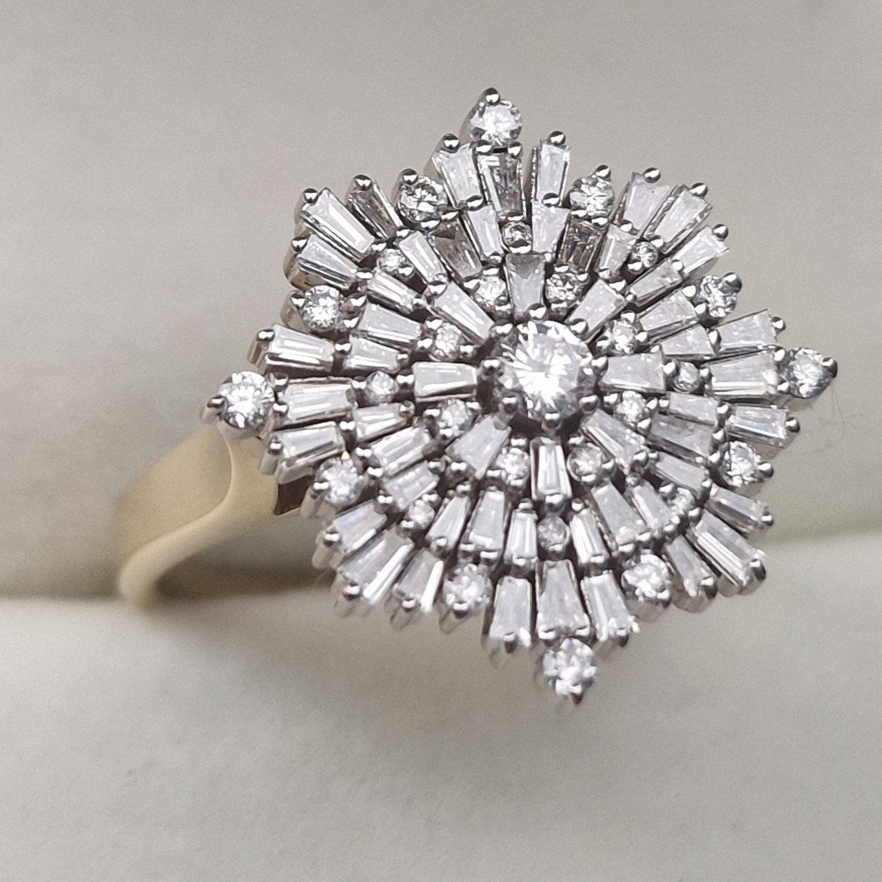 Кольцо Deimantas 105021743 17р 6,03гр 0,98ct. купить,NaN