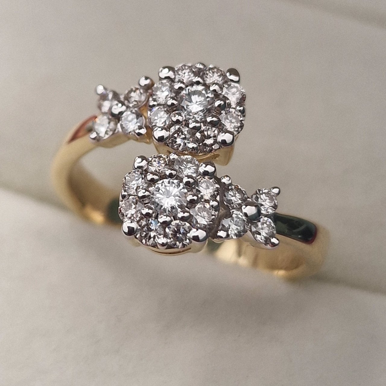 Кольцо Deimantas 105021749 17р 4,14гр 0,61ct. купить,NaN