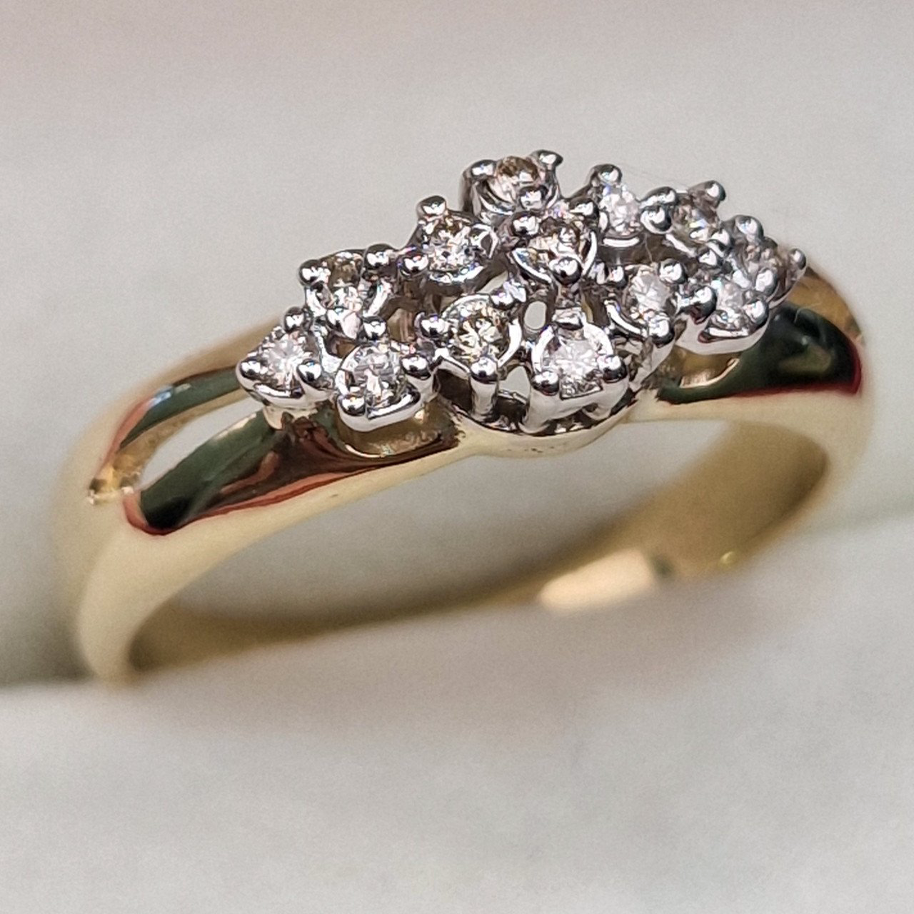 Кольцо Deimantas 104731709 17,5р 3,72гр 0,17ct. купить,NaN