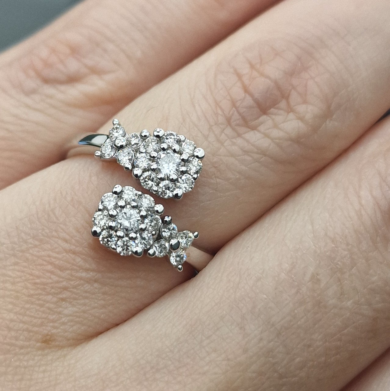 Кольцо Deimantas 105021747 17р 4,3гр 0,61ct. купить,NaN