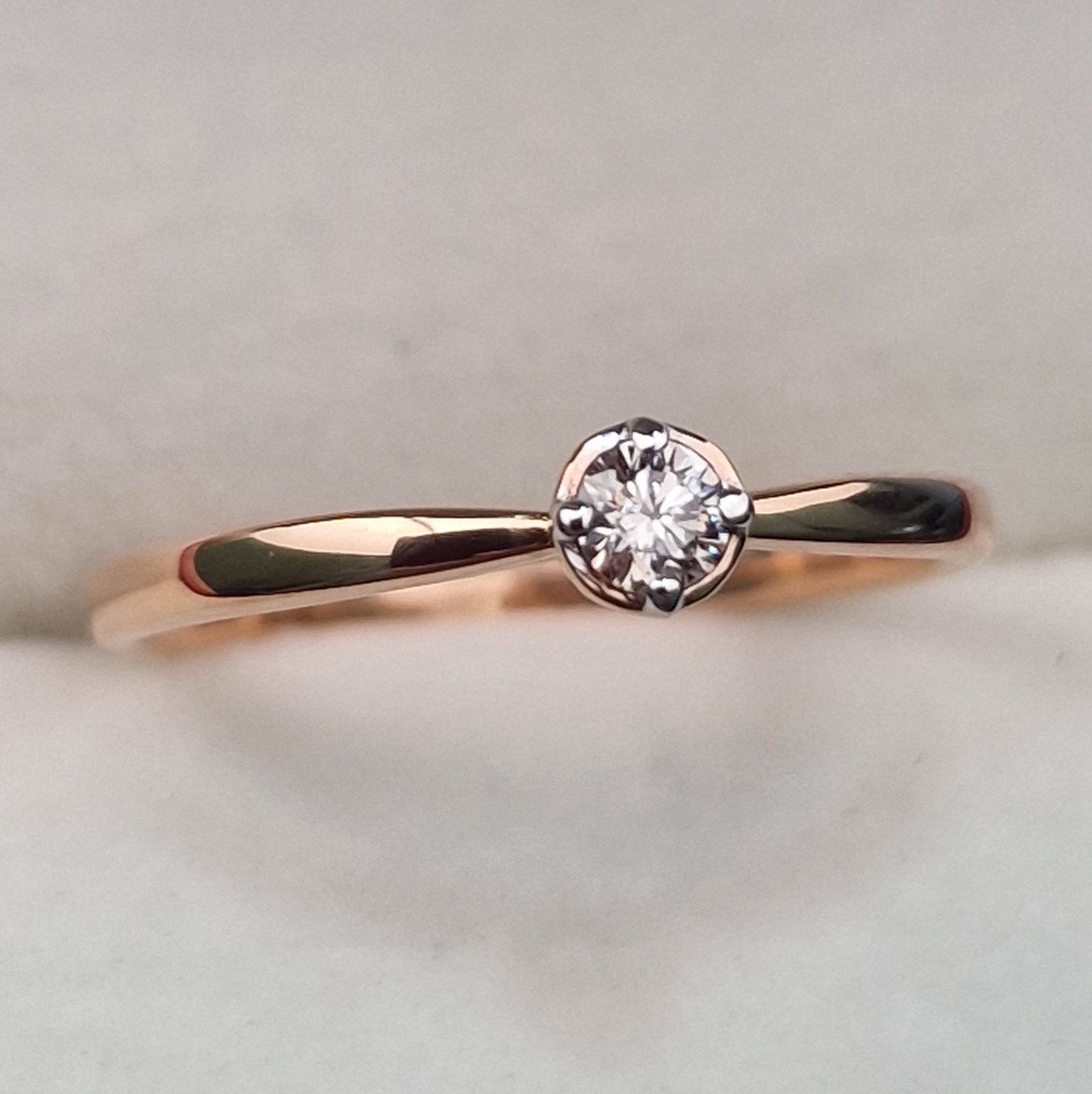 Кольцо Deimantas 103329660 17,5р 1,54гр 0,11ct. купить,NaN