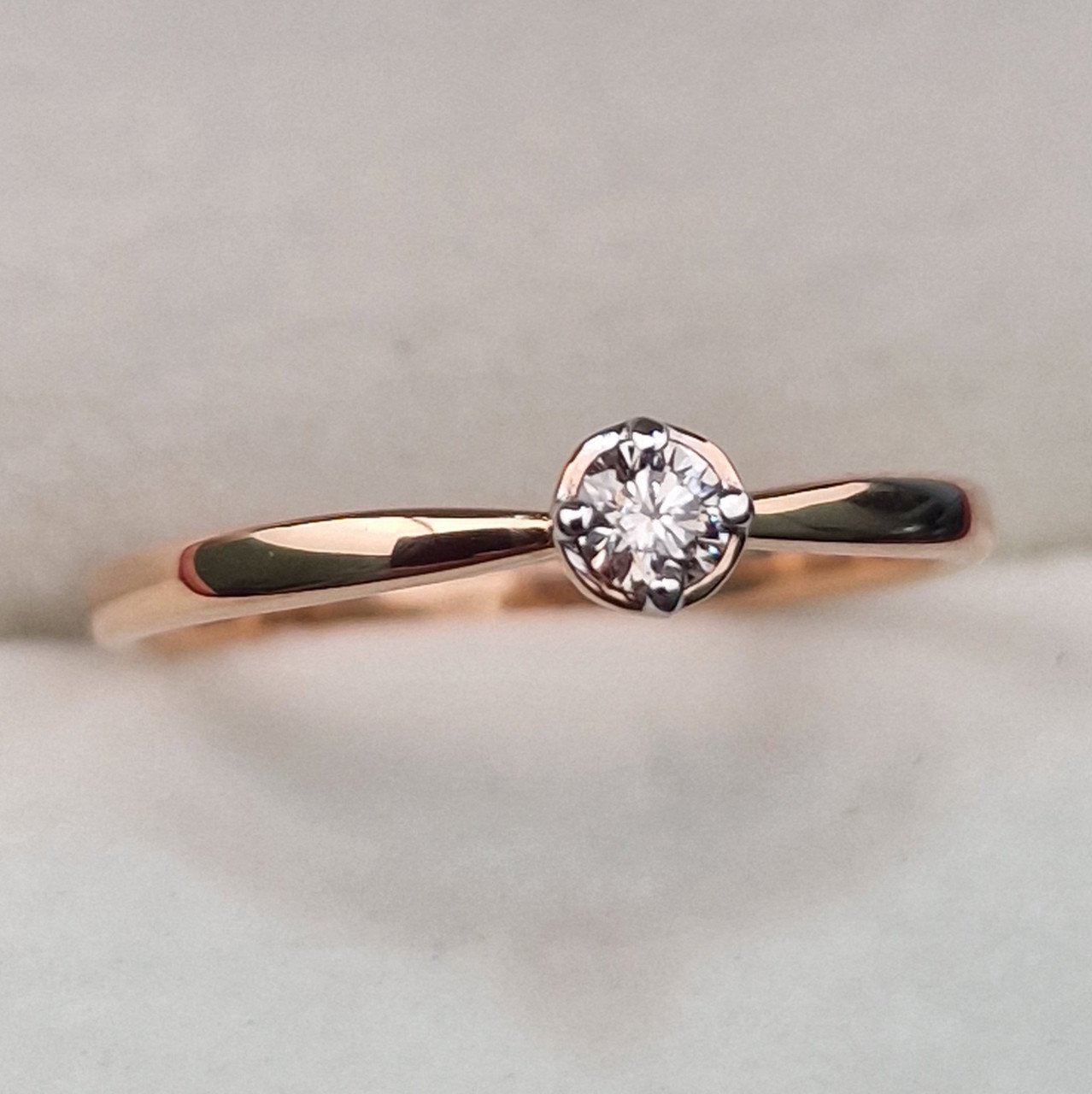 Кольцо Deimantas 103329660 17,5р 1,54гр 0,11ct. купить,NaN