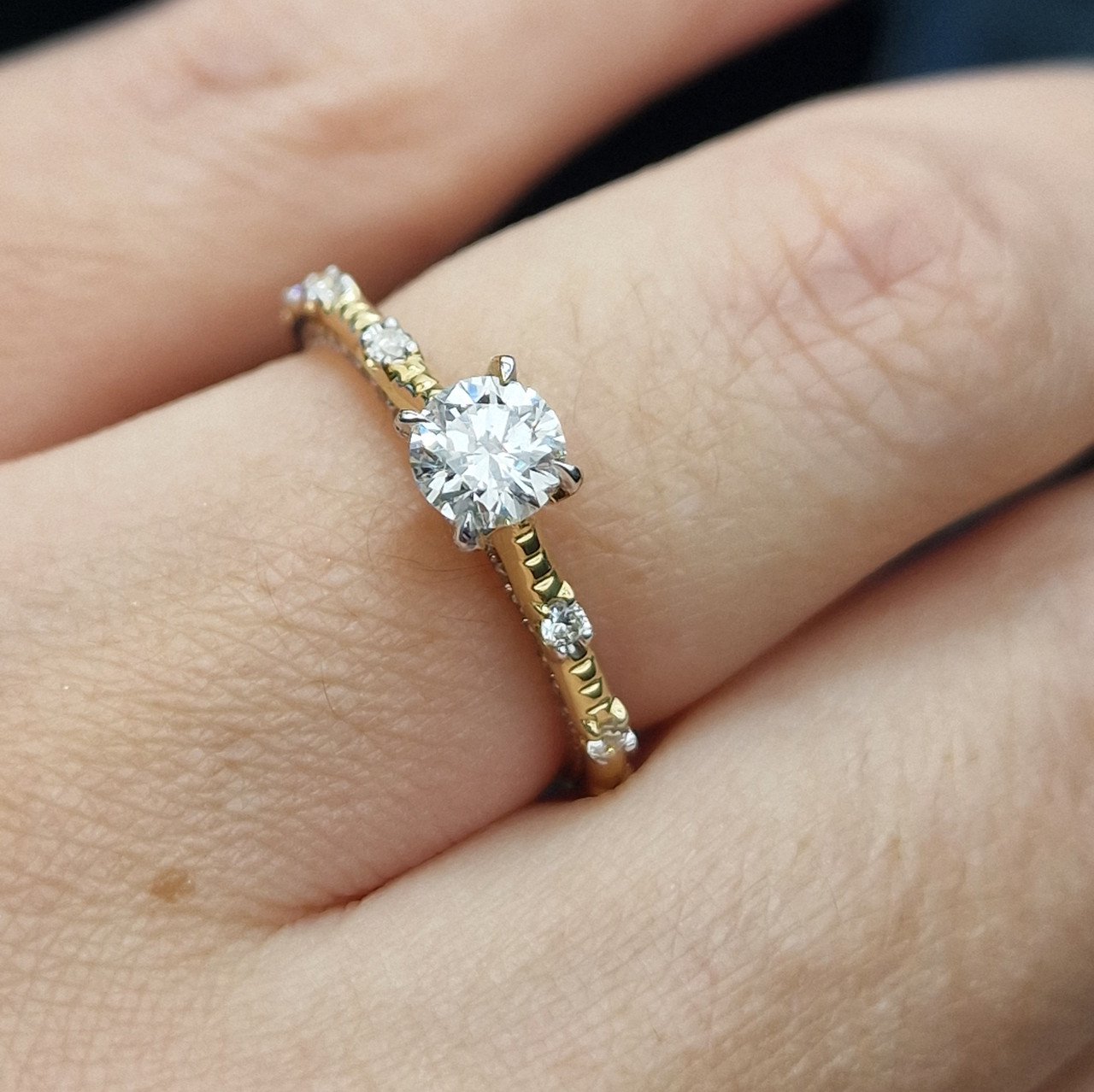 Кольцо Deimantas 103329510 17р 2,971гр 1,00ct. купить,NaN