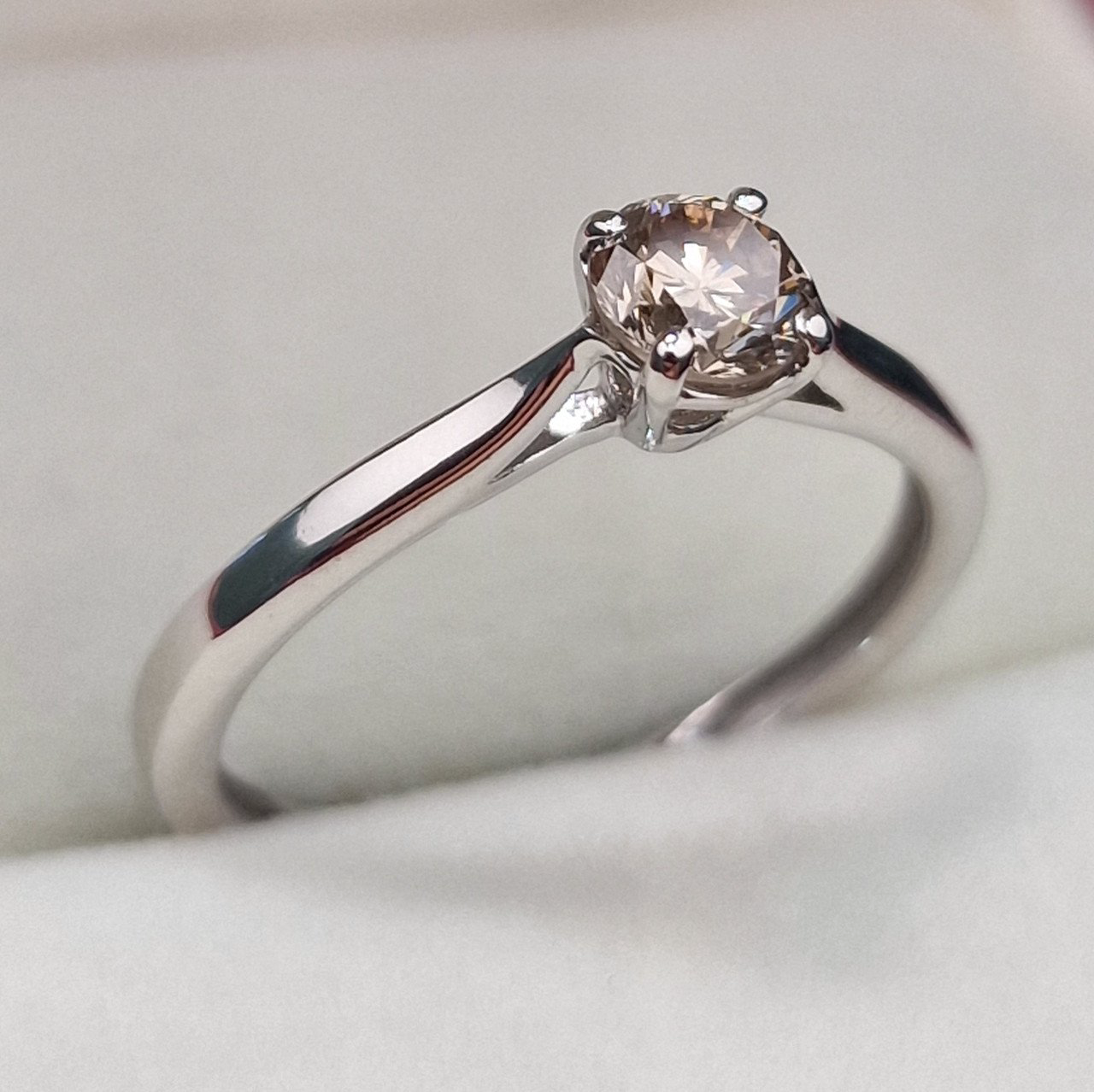 Кольцо Deimantas 103329588 17р 1,71гр 0,45ct. купить,NaN