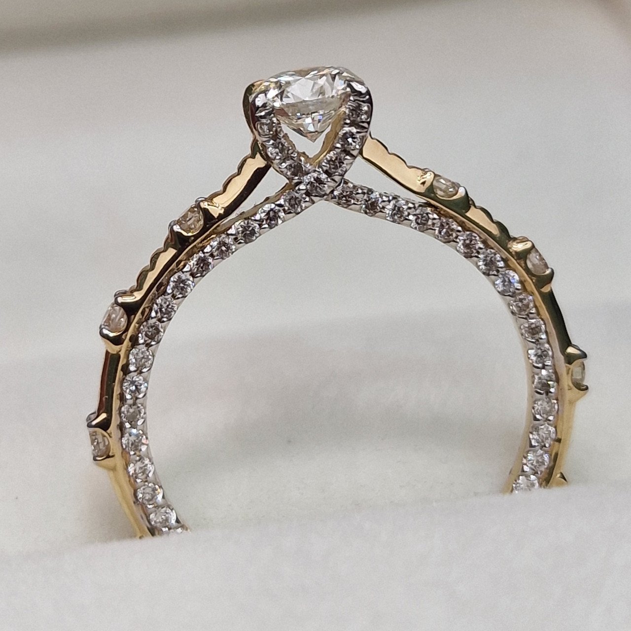 Кольцо Deimantas 103329510 17р 2,971гр 1,00ct. купить,NaN