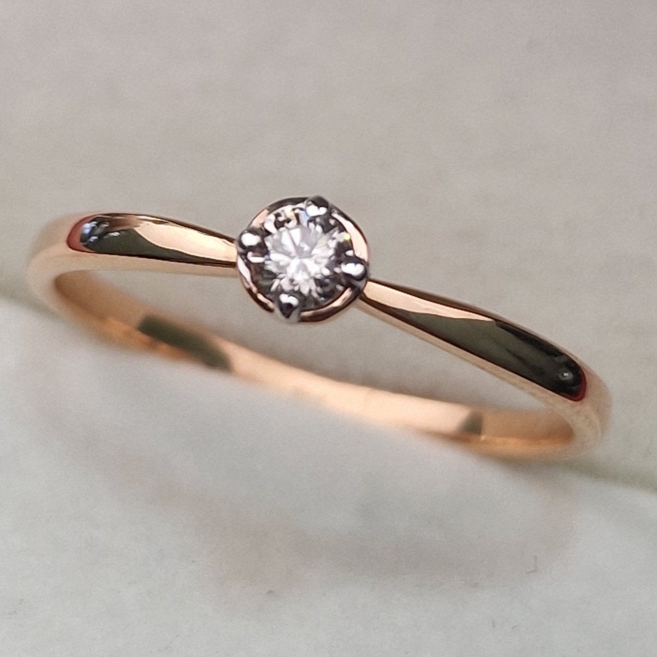 Кольцо Deimantas 103329660 17,5р 1,54гр 0,11ct. купить,NaN