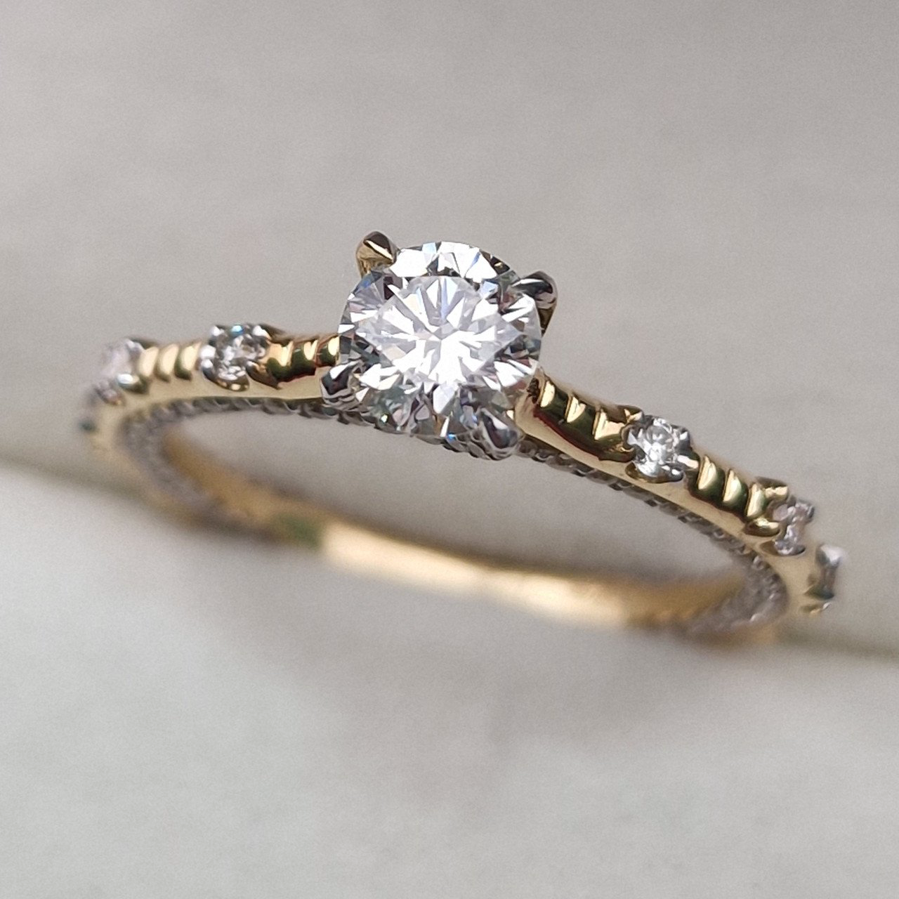 Кольцо Deimantas 103329510 17р 2,971гр 1,00ct. купить,NaN