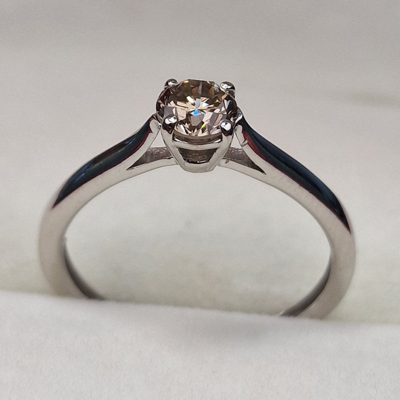 Кольцо Deimantas 103329588 17р 1,71гр 0,45ct. купить,NaN