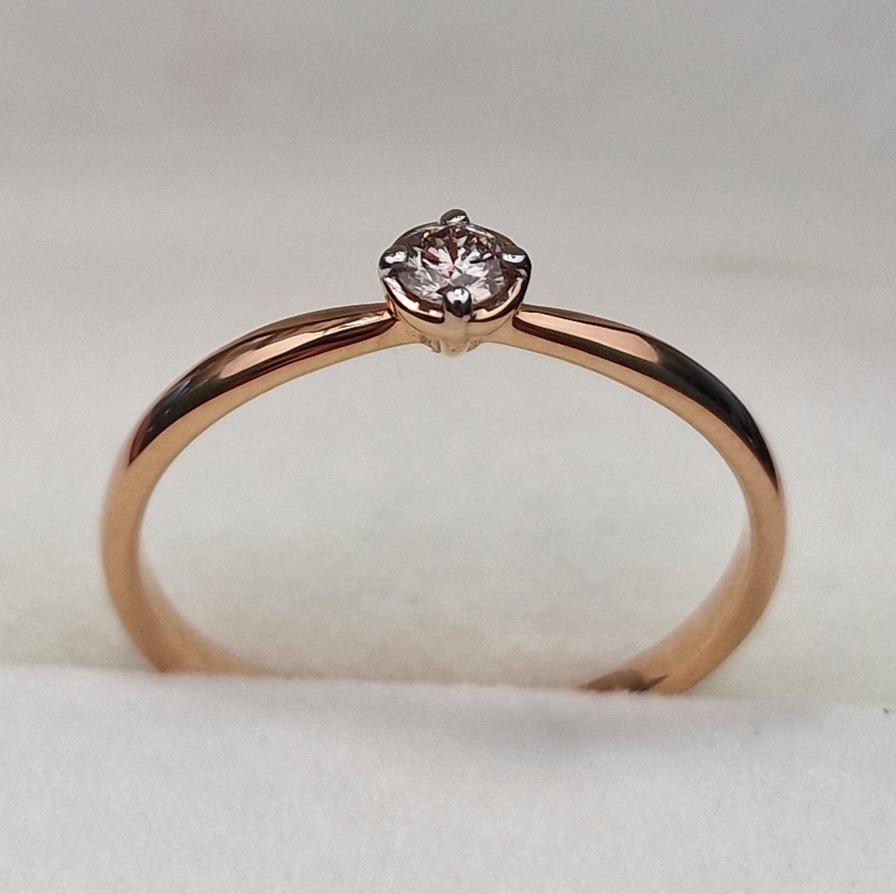 Кольцо Deimantas 103329660 17,5р 1,54гр 0,11ct. купить,NaN