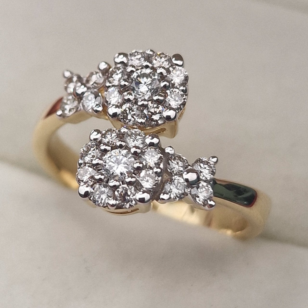 Кольцо Deimantas 105021753 17р 4,08гр 0,62ct. купить,NaN