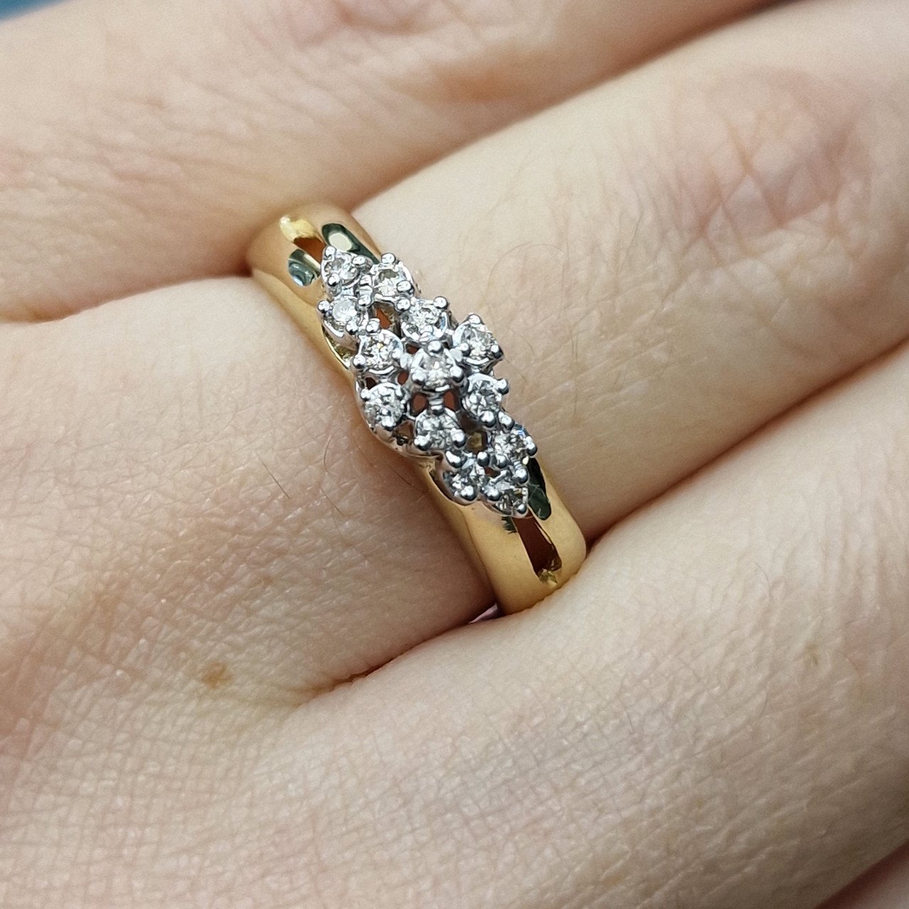 Кольцо Deimantas 104731709 17,5р 3,72гр 0,17ct. купить,NaN