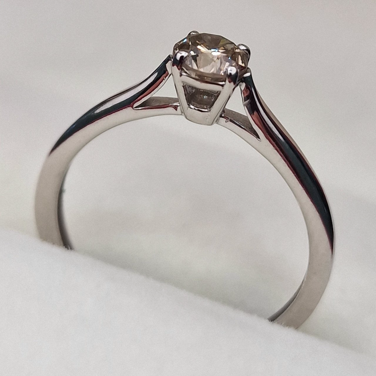 Кольцо Deimantas 103329588 17р 1,71гр 0,45ct. купить,NaN