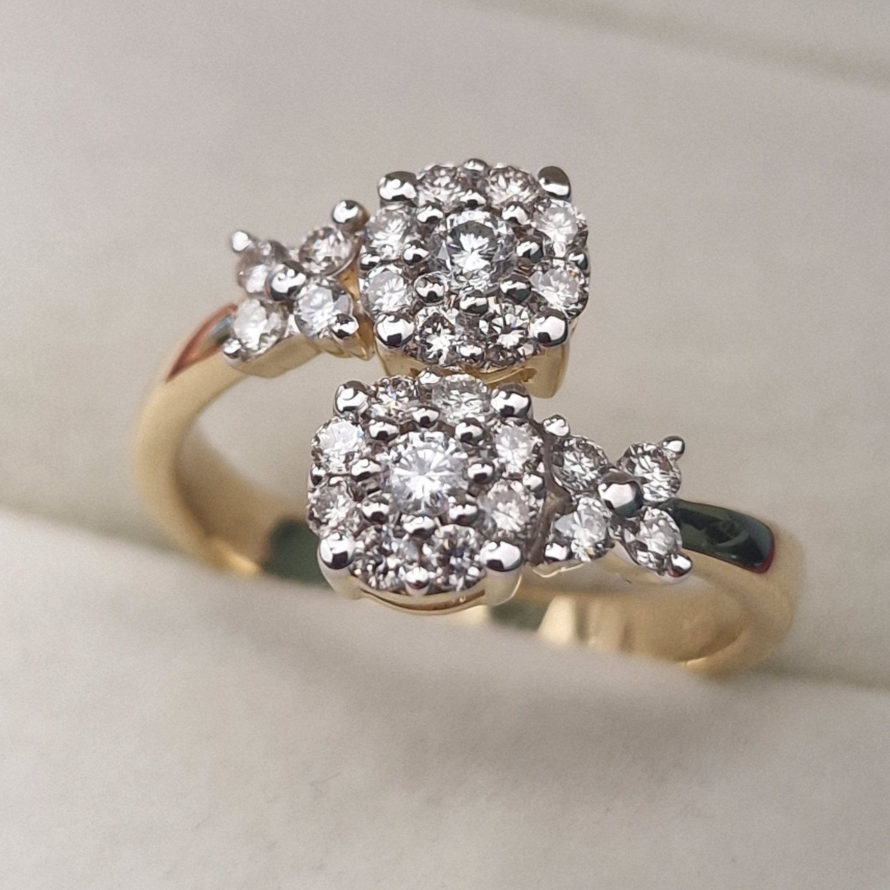 Кольцо Deimantas 105021753 17р 4,08гр 0,62ct. купить,NaN