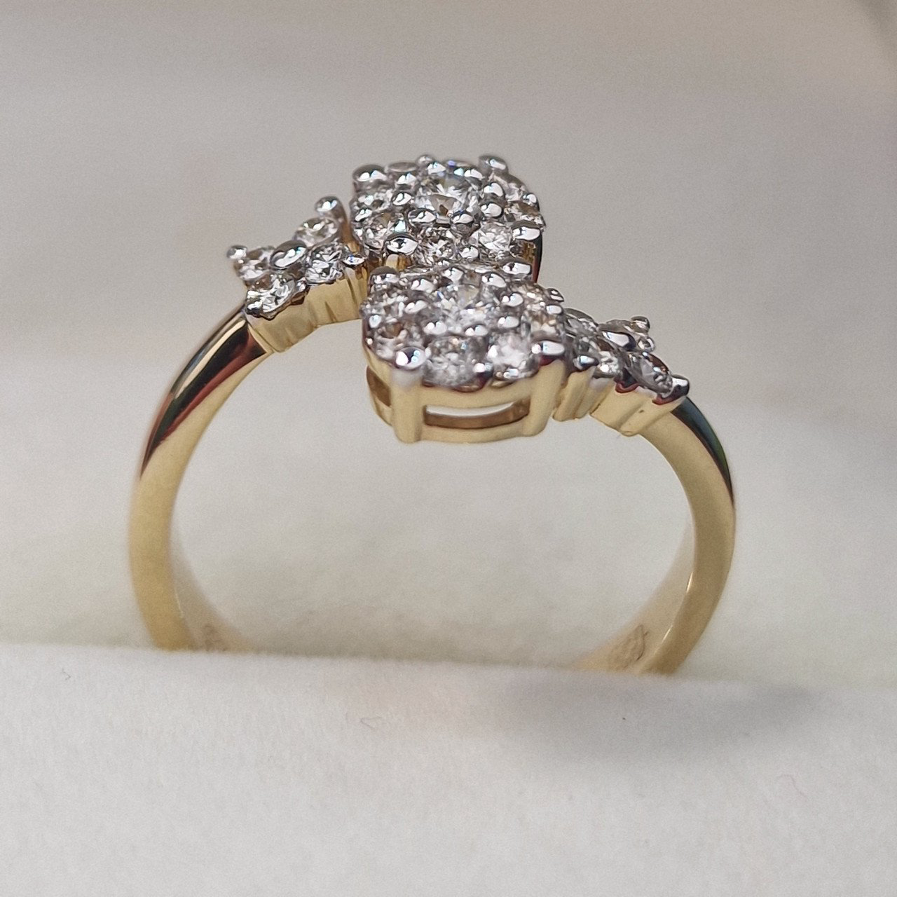 Кольцо Deimantas 105021753 17р 4,08гр 0,62ct. купить,NaN