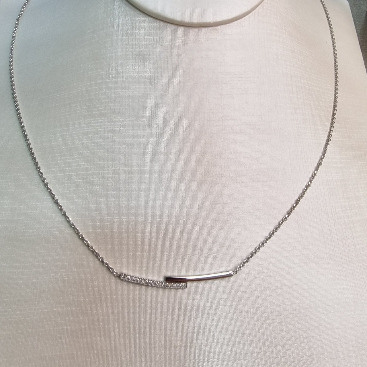 Колье Deimantas 103383263 45см 3,03гр 0,06ct. купить,NaN