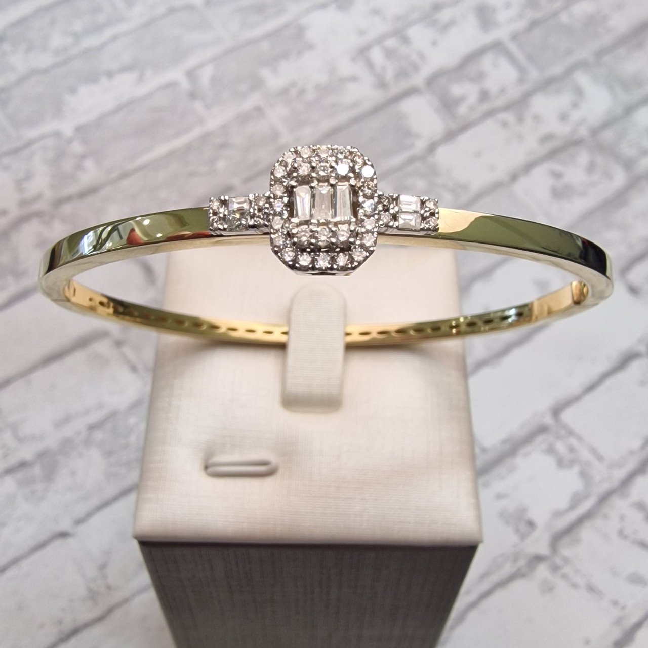 Браслет Deimantas 105021785 13,34гр 0,44ct. купить,NaN
