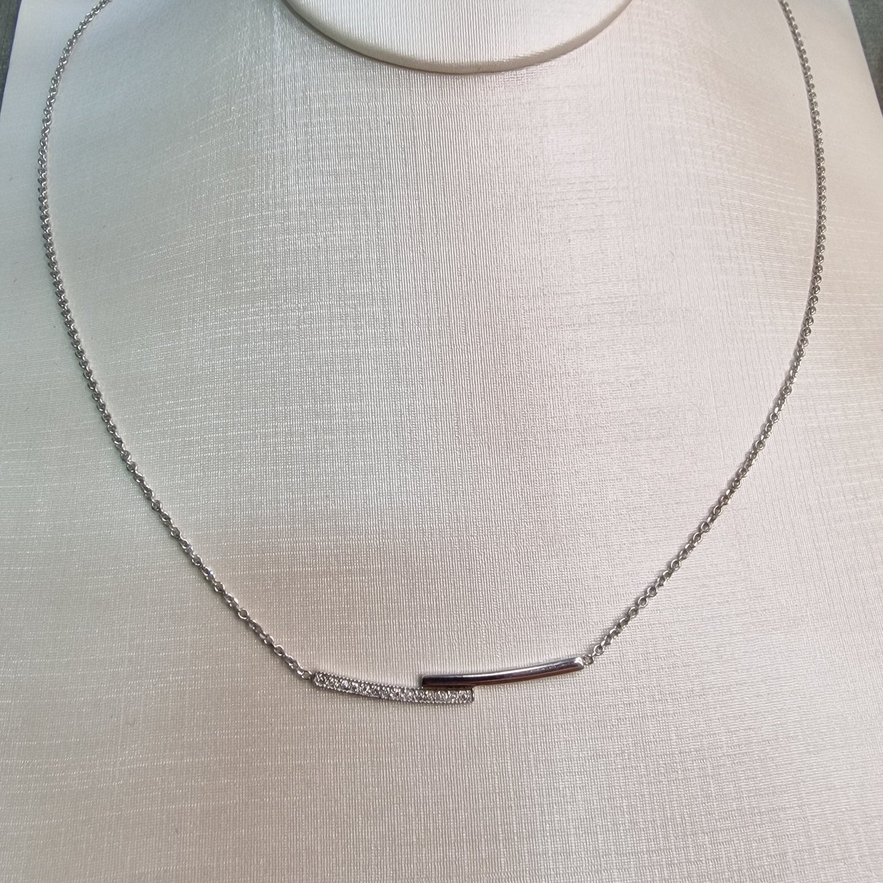 Колье Deimantas 103383263 45см 3,03гр 0,06ct. купить,NaN