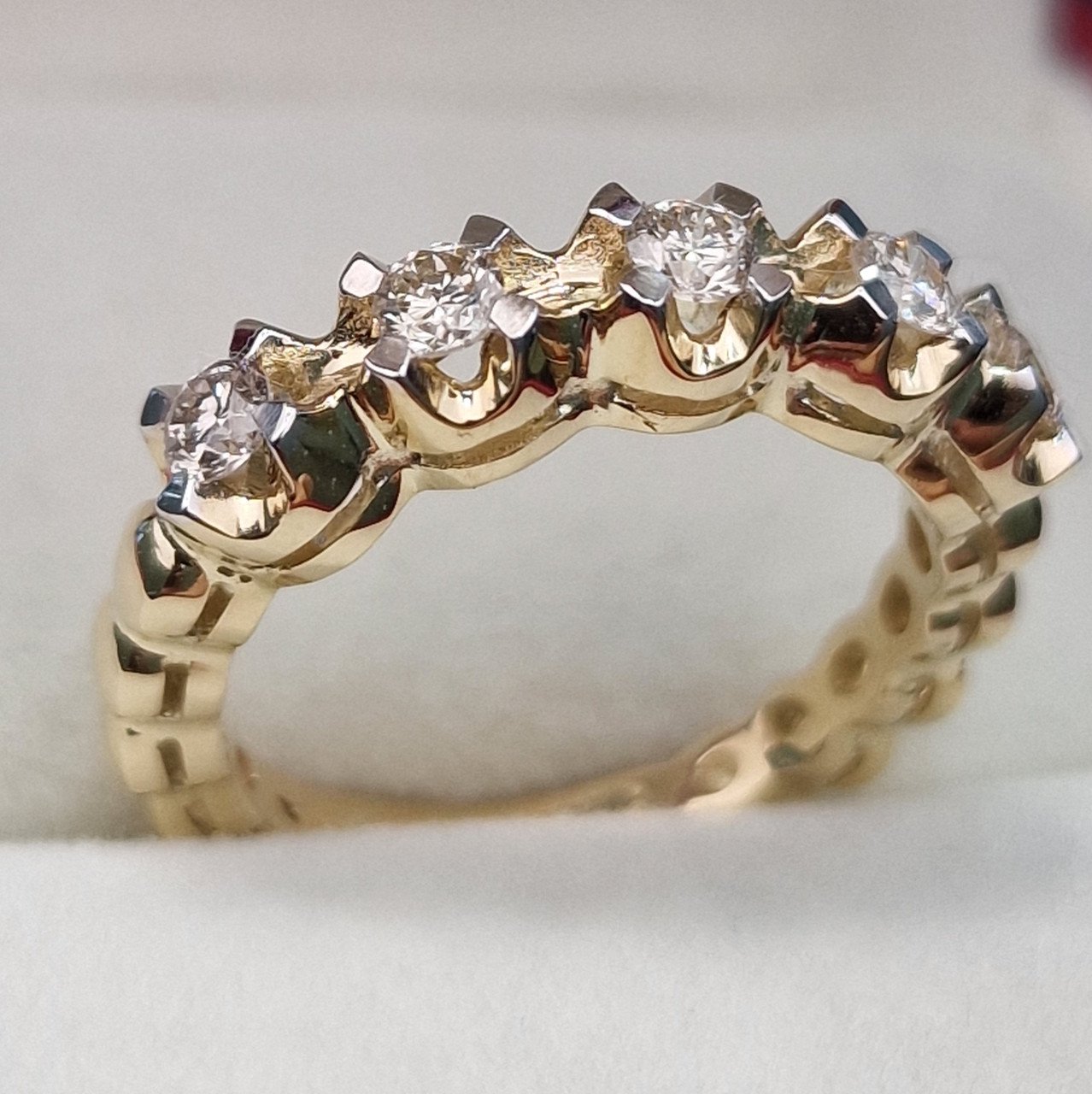 Кольцо Deimantas 104732231 16р 3,84гр 0,26ct. купить,NaN