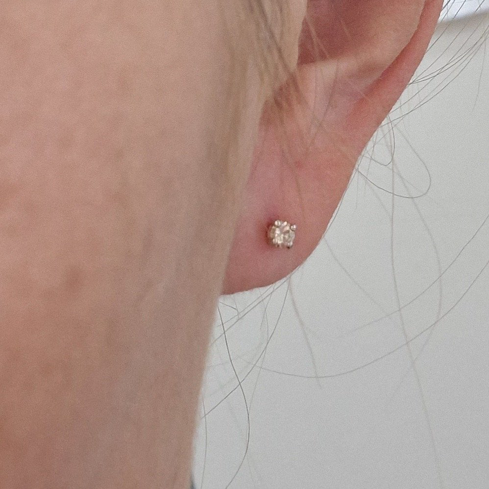 Серьги Deimantas 103383799 0,96гр 0,20ct. купить,NaN