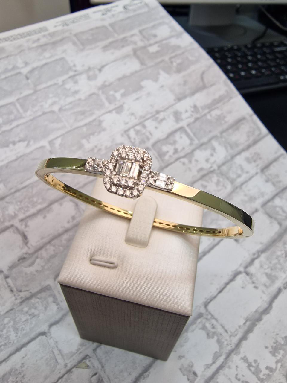 Браслет Deimantas 105021785 13,34гр 0,44ct. купить,NaN