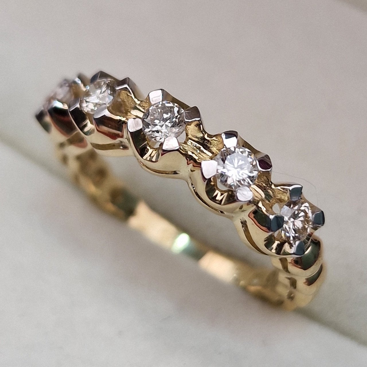 Кольцо Deimantas 104732231 16р 3,84гр 0,26ct. купить,NaN