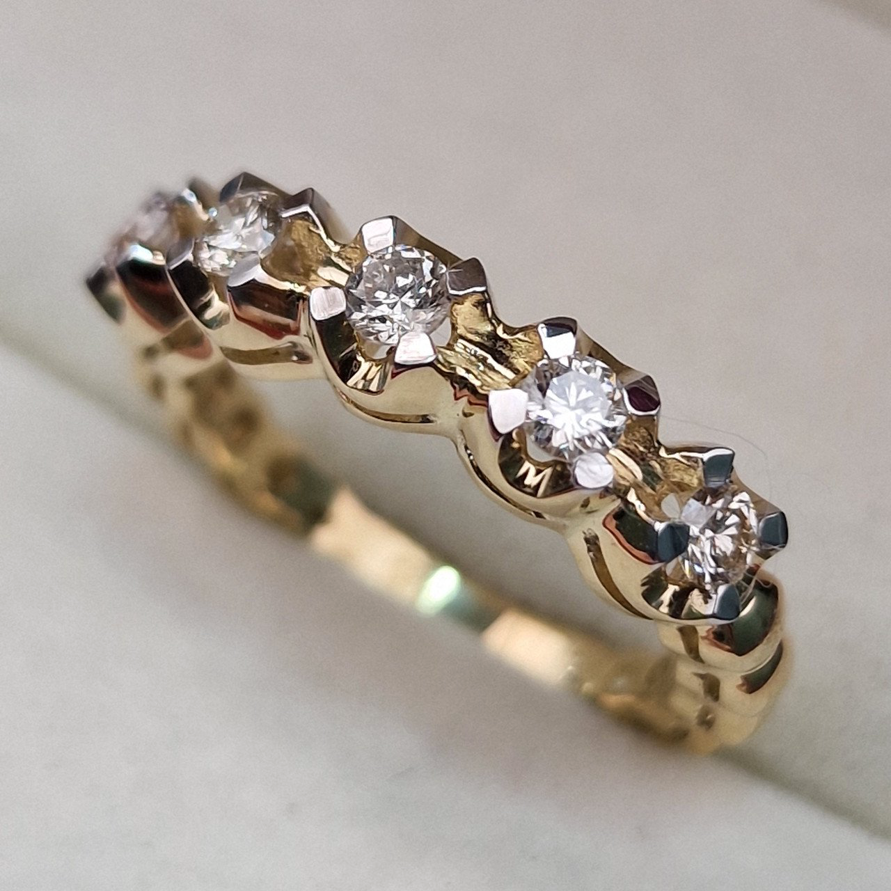 Кольцо Deimantas 104732231 16р 3,84гр 0,26ct. купить,NaN
