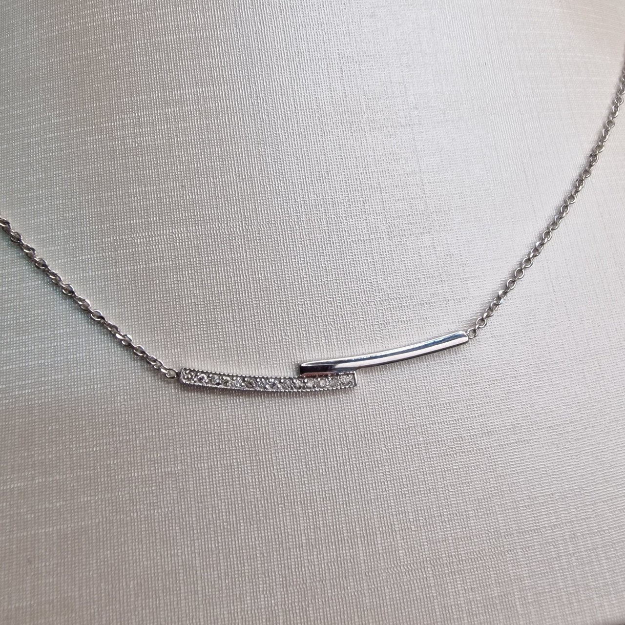 Колье Deimantas 103383263 45см 3,03гр 0,06ct. купить,NaN