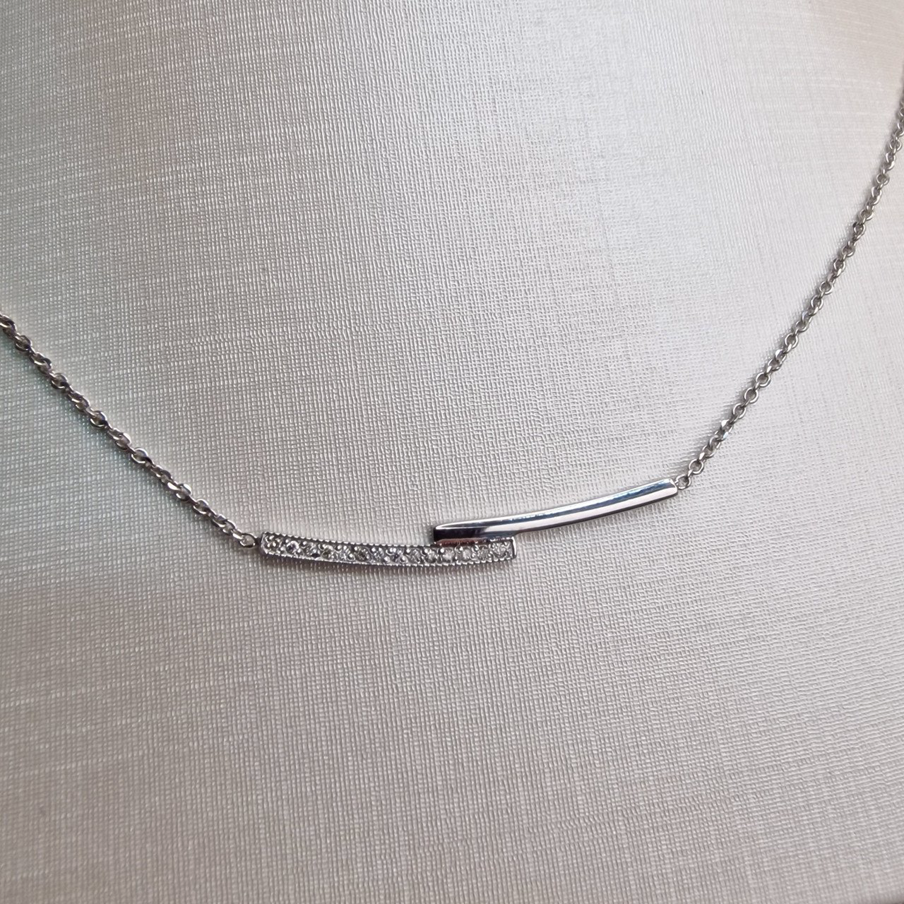 Колье Deimantas 103383263 45см 3,03гр 0,06ct. купить,NaN